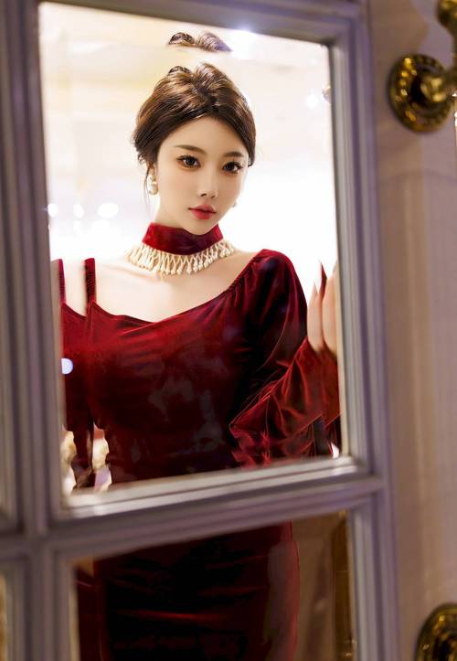 杨晨晨,杨晨晨画语界套图破解
